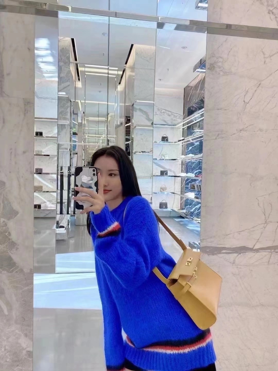 Ysl 𝑴𝒂𝒏𝒉𝒂𝒕𝒕𝒂𝒏 29CM曼哈顿法棍包 579271姜黄色牙签纹金扣