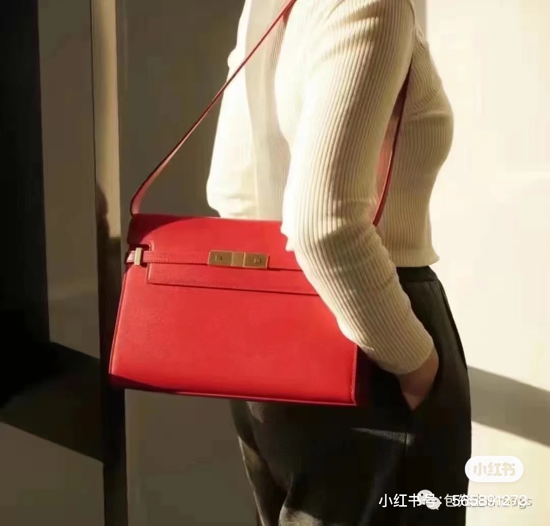 Ysl 𝑴𝒂𝒏𝒉𝒂𝒕𝒕𝒂𝒏 29CM曼哈顿法棍包 579271大红色牙签纹金扣