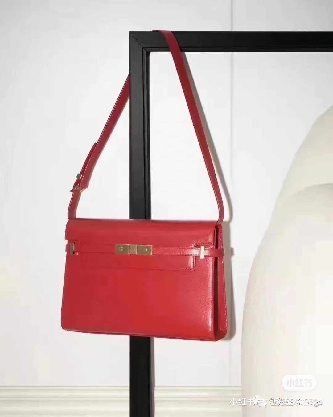 Ysl 𝑴𝒂𝒏𝒉𝒂𝒕𝒕𝒂𝒏 29CM曼哈顿法棍包 579271大红色牙签纹金扣