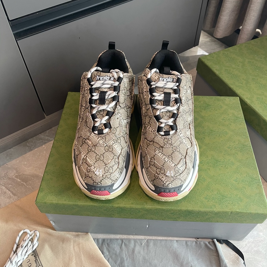 Gucci Balenciaga Triple S sneakers à logo monogrammé