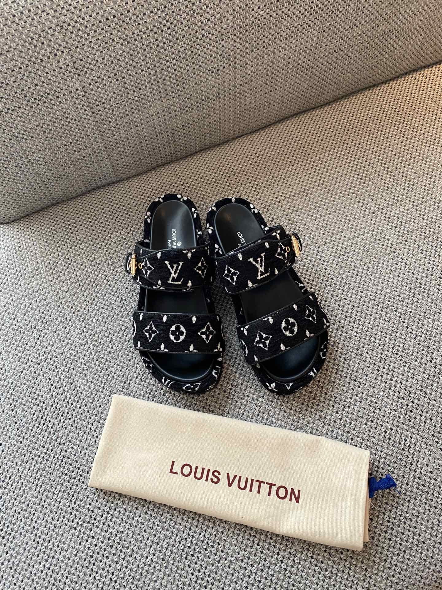 LOUISVUITTON路易威登20