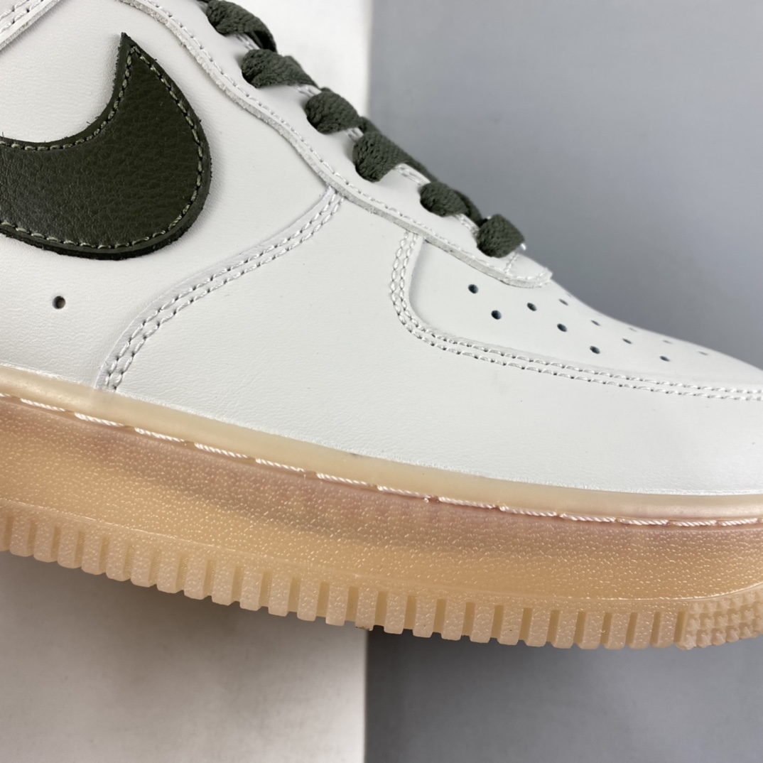 P200  NIKE Air Force 1’07 Low 生胶雾霾灰板鞋 CJ1608-100
