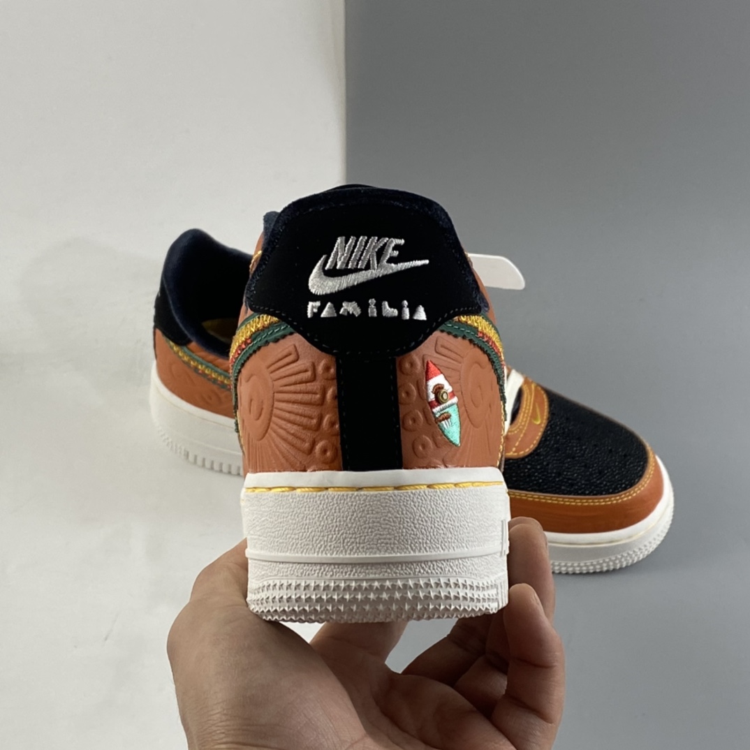 P240  NIKE Air Force 1’07 Low ”Siempre Familia” 空军一号低帮板鞋 DO2157-816