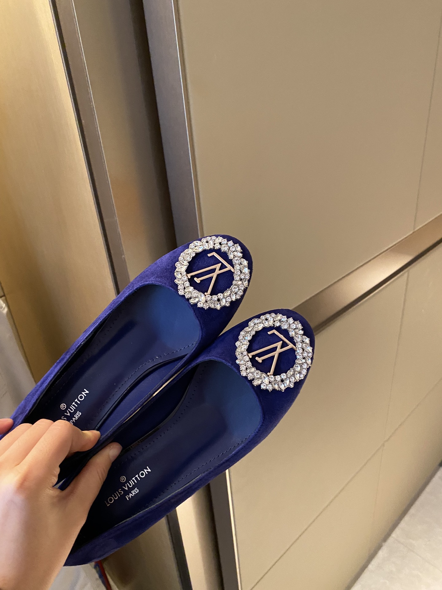 LV2021新款单鞋此款UrbanT