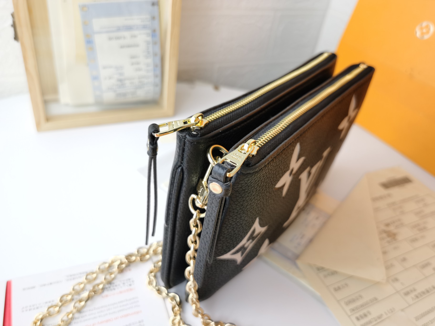 Long Wallet - In-Hand View
