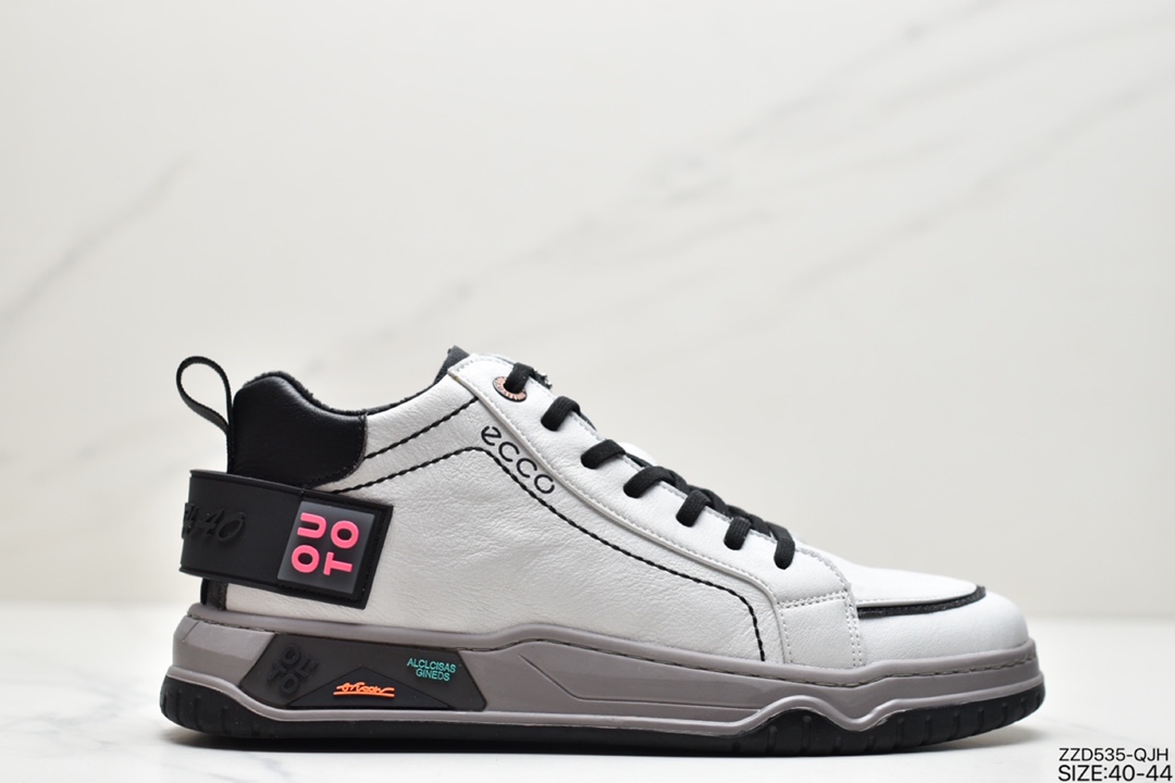 250 ECCO爱步 轻便系带皮革休闲百搭运动鞋 CTX85825