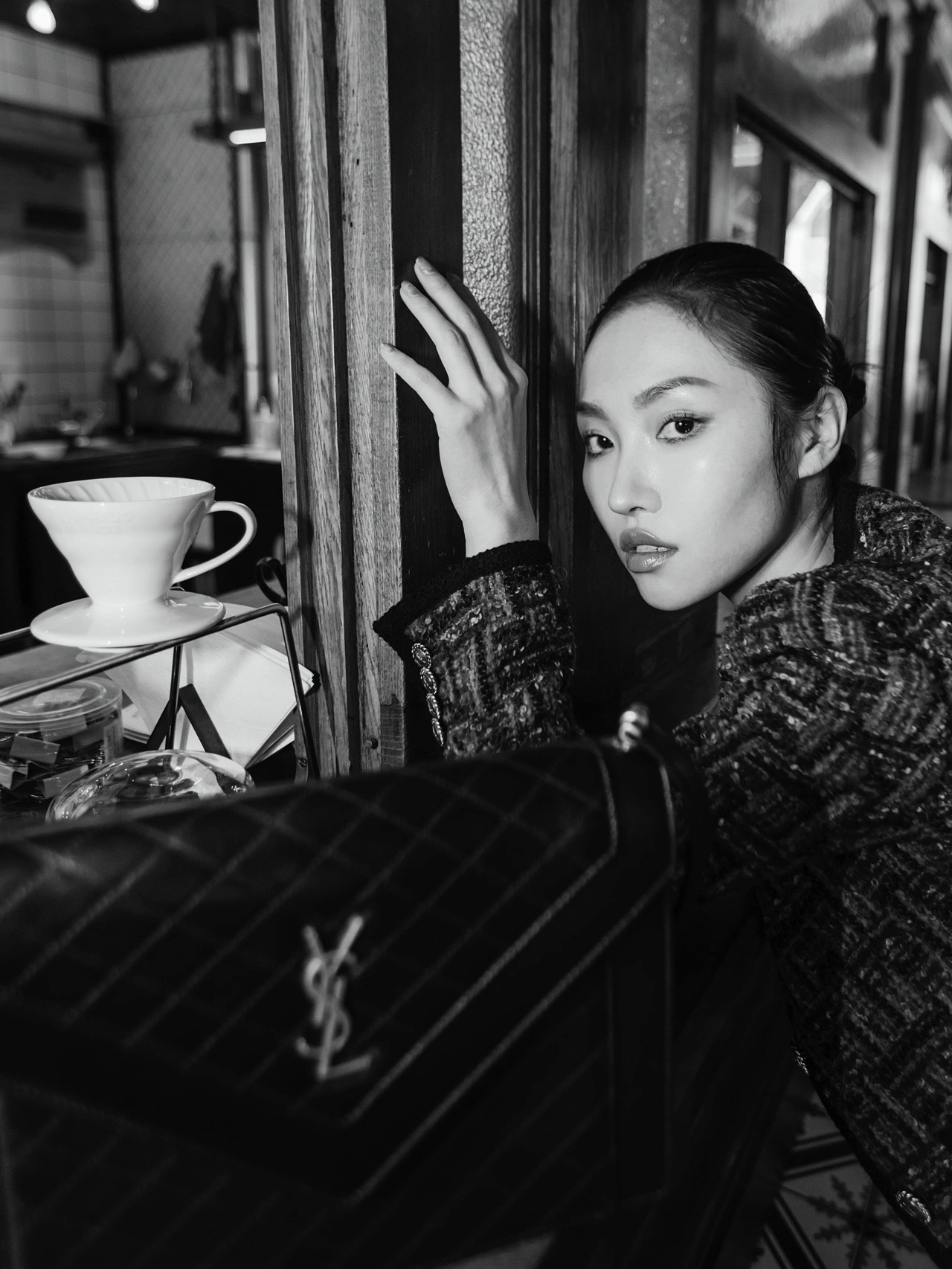 Saint laurent Ysl Gaby绗缝纹路信封斜挎包 668863黑色