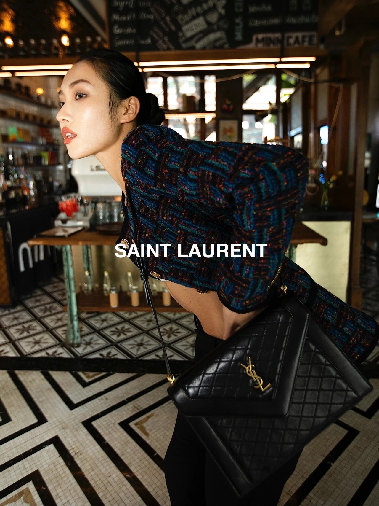 Saint laurent Ysl Gaby绗缝纹路信封斜挎包 668863黑色