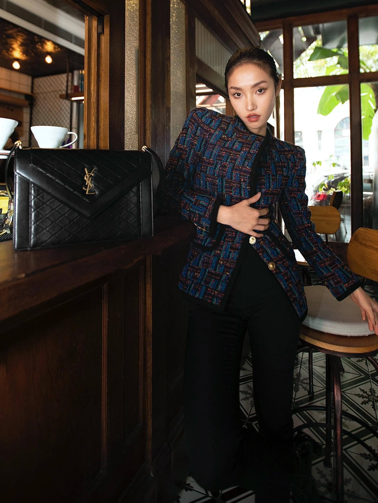 Saint laurent Ysl Gaby绗缝纹路信封斜挎包 668863黑色