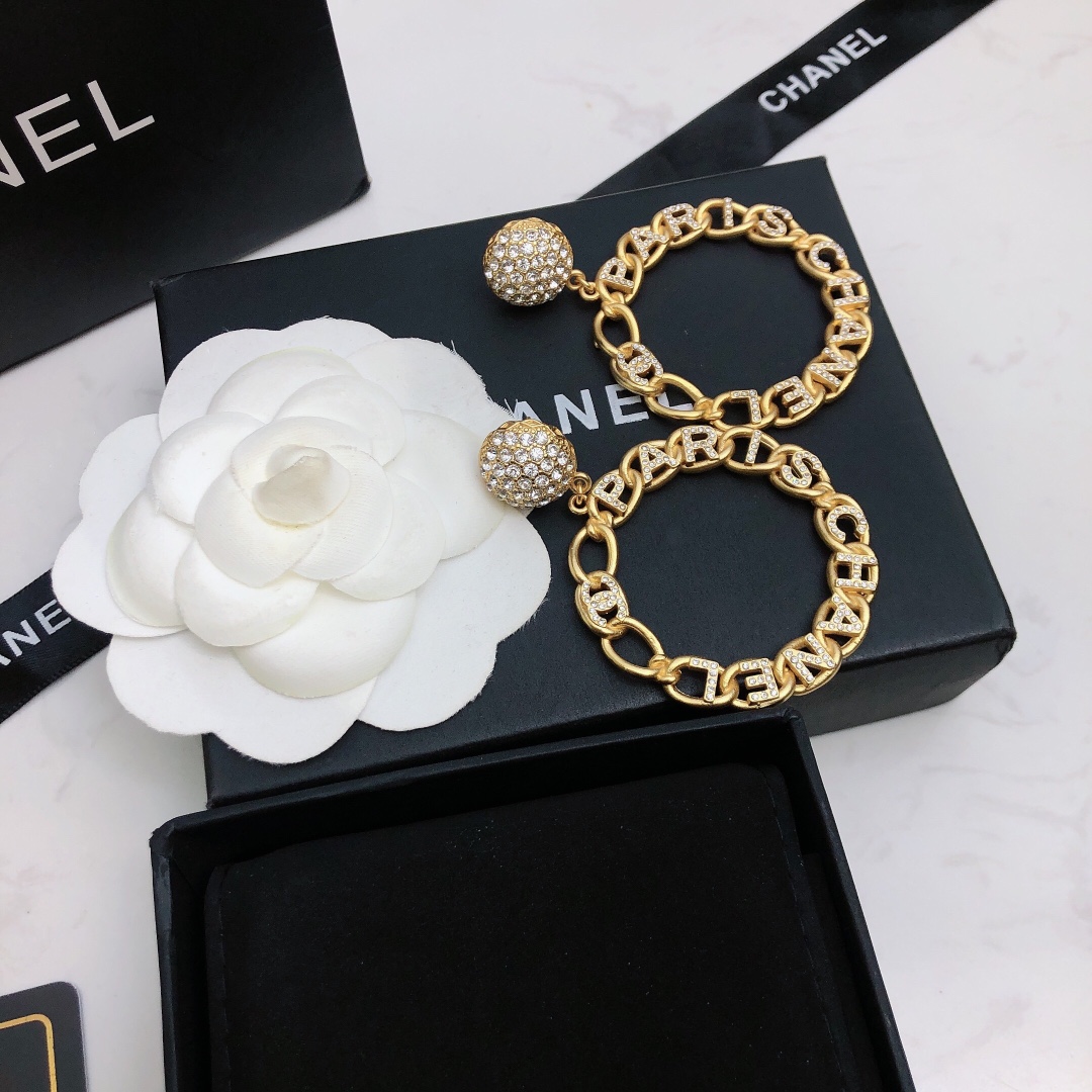 chanel gold braided chain hoop earrings