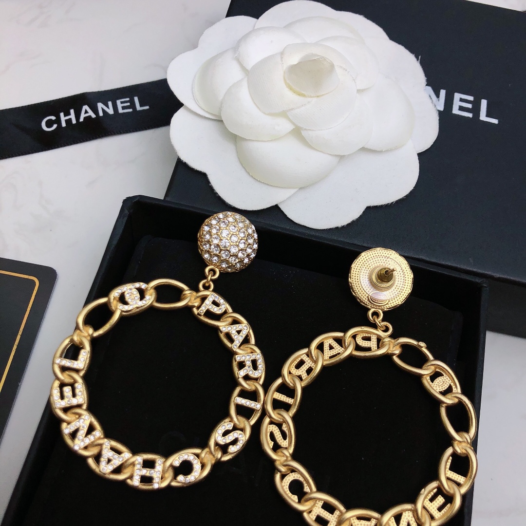 chanel gold braided chain hoop earrings
