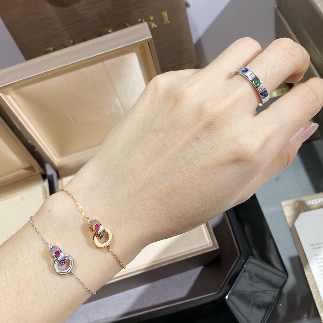 How can I find replica
 Bvlgari Jewelry Bracelet Best Luxury Replica
 Set With Diamonds