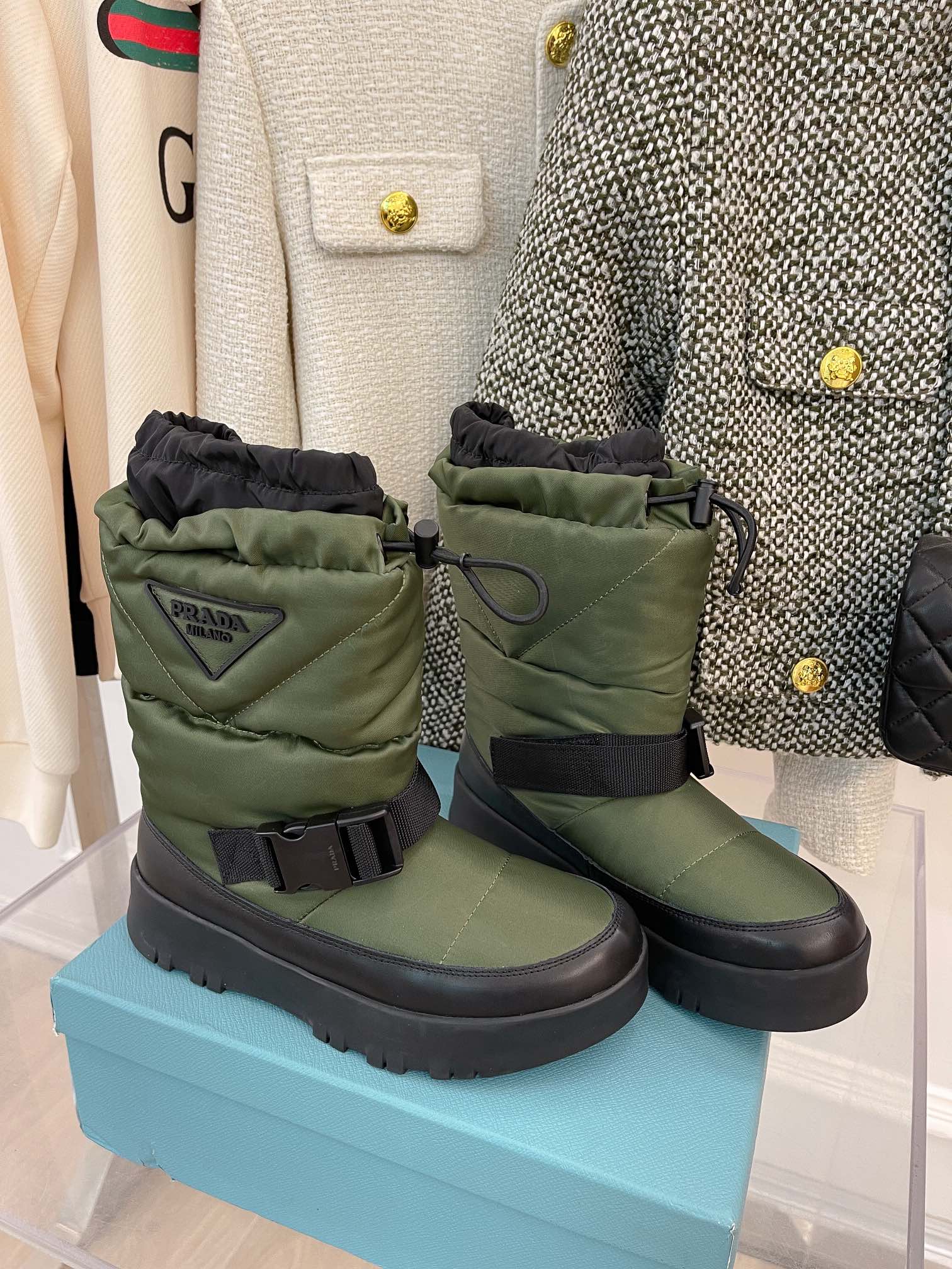 PRADA/秋冬新款羽绒靴太空雪地靴_______________________________代购品