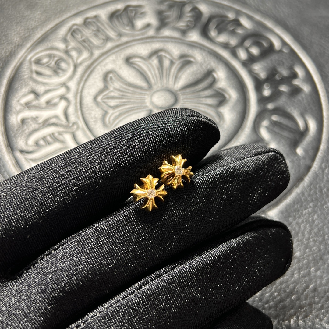 Gold-plated custom with diamond setting