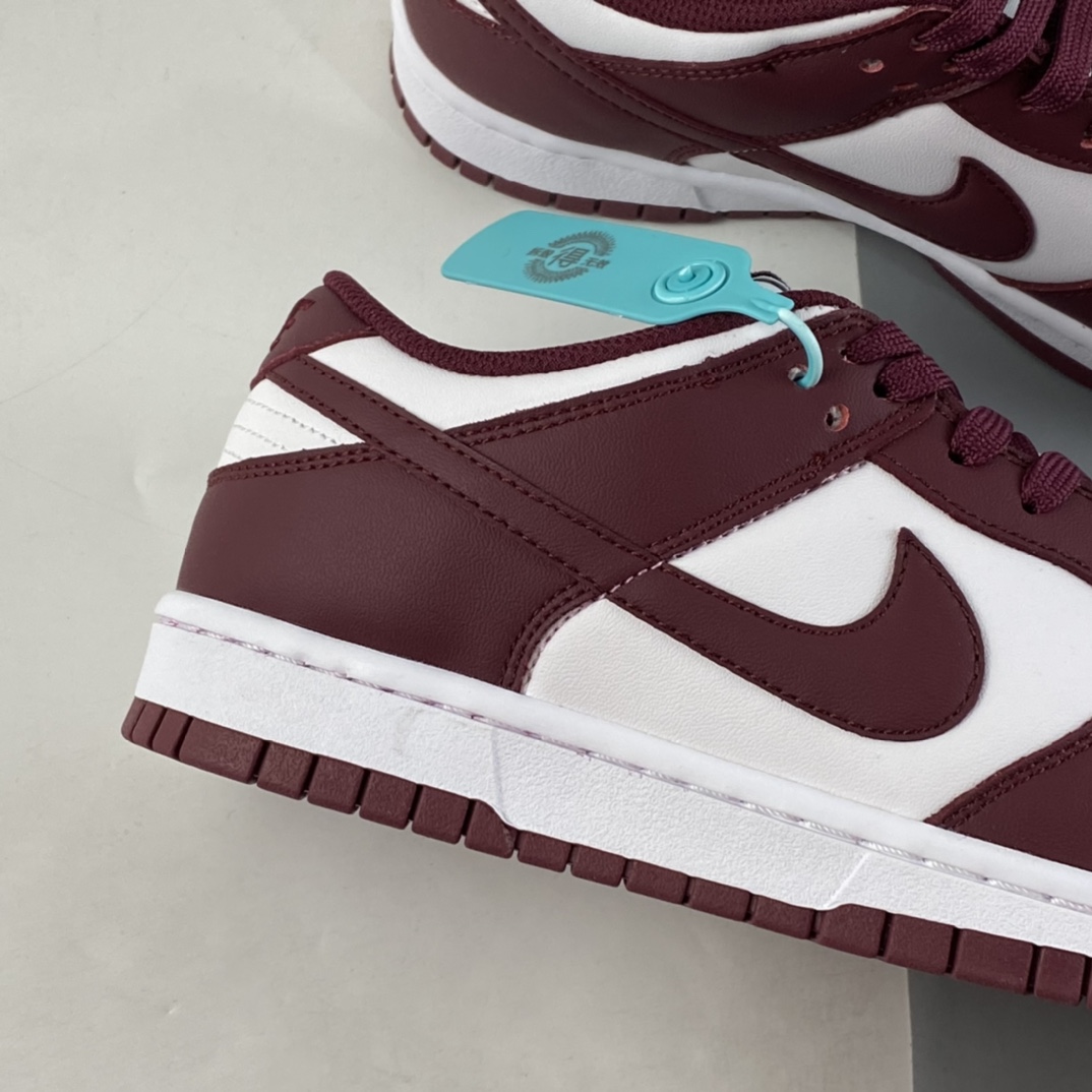 P220 NIKE SB Dunk Low Prm 酒红白配色SB扣碎篮板时尚休闲板鞋DD1503-108