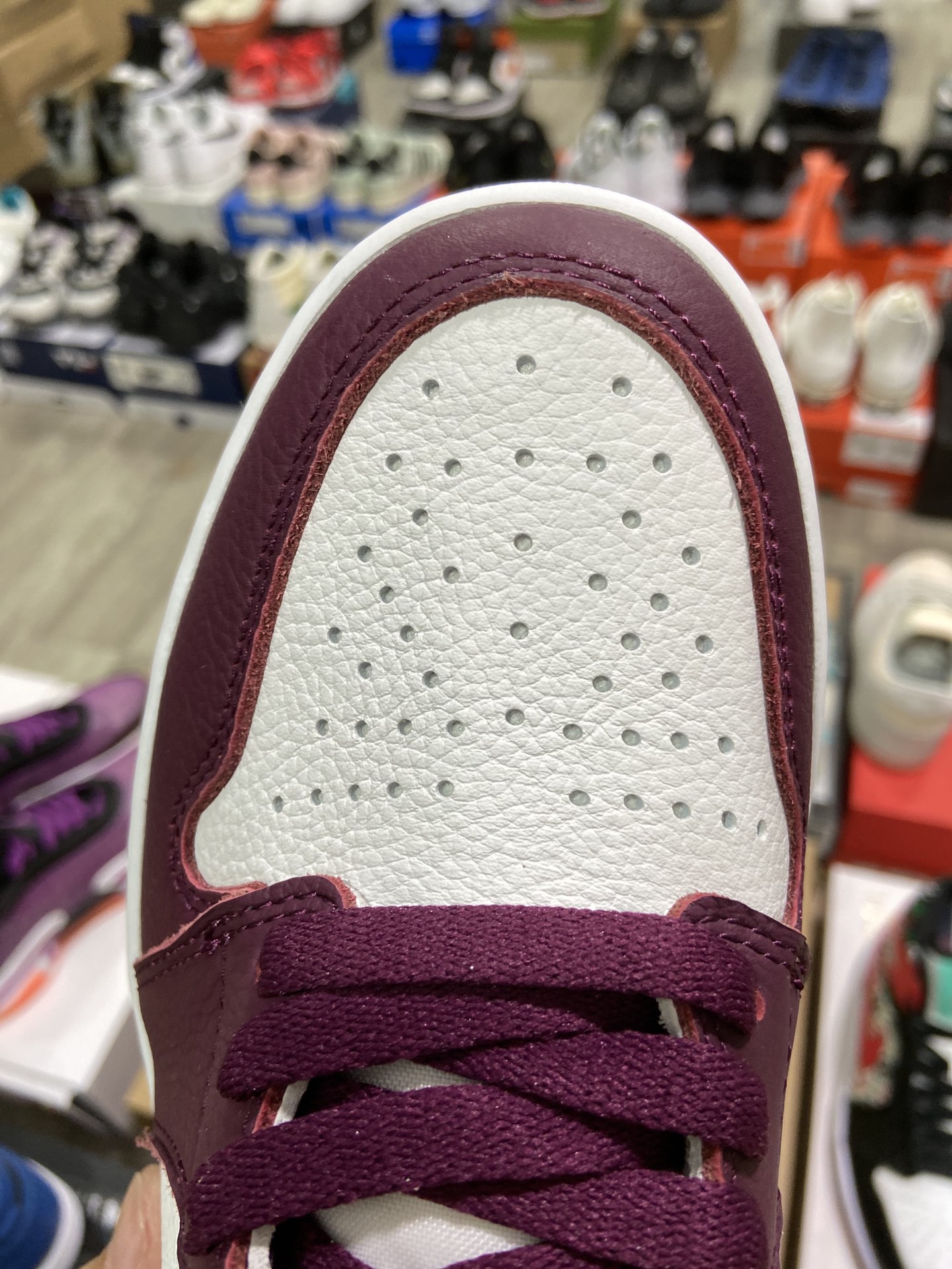 480高版本 乔丹Air Jordan 1 High OG “Bordeaux” 波尔多整个鞋身555088-611