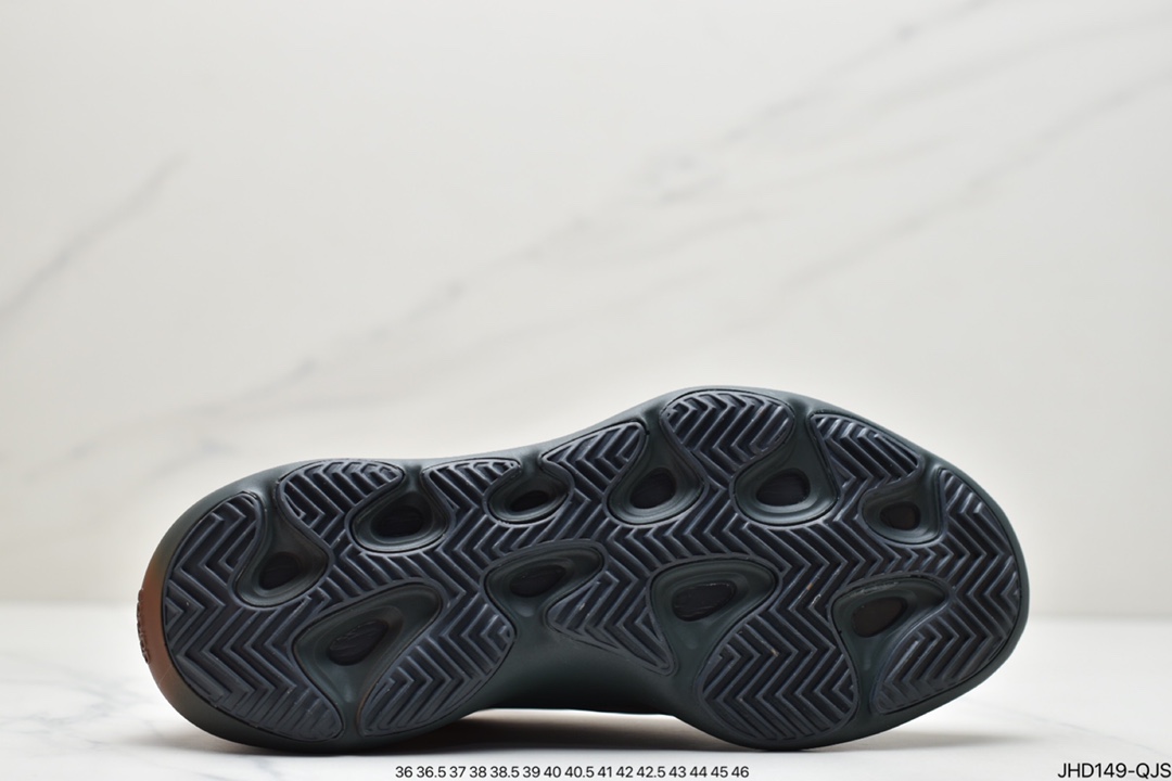190 Adidas 阿迪达斯 Yeezy 700V3  侃爷椰子鞋面异型复古老爹鞋 GY4109