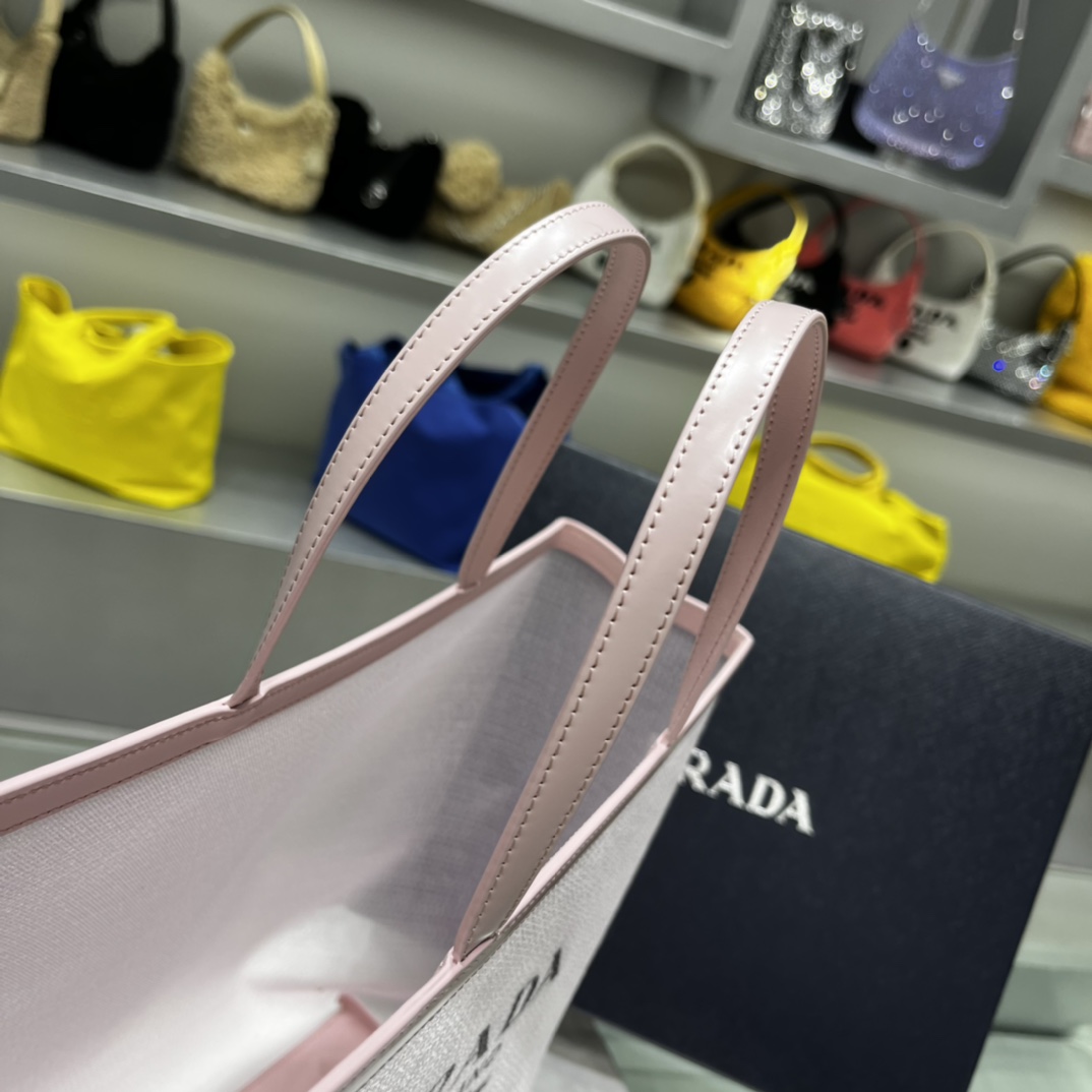 Prada 粉色大号