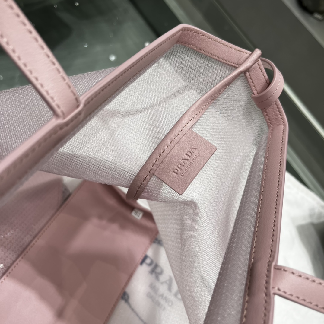Prada 粉色大号