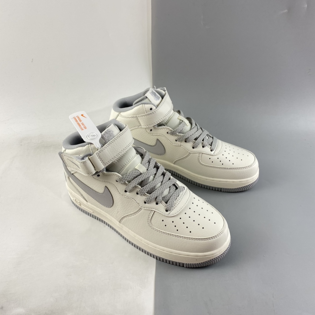 P260  Undefeated x NIKE Air Force 1 Mid SU19 白银夜魔侠休闲板鞋 AO6617-306