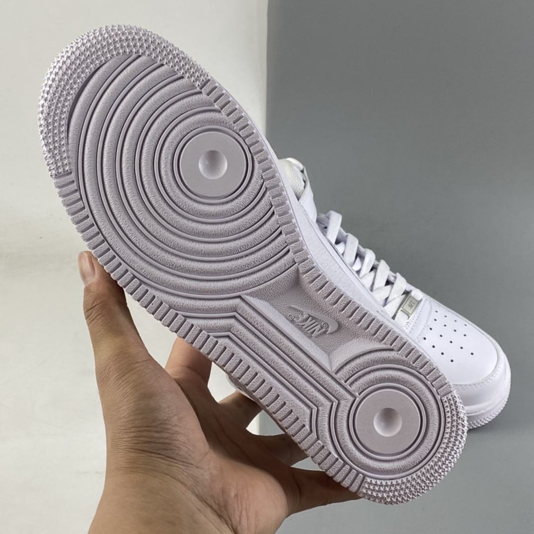 P160  NIKE Air Force 1 Mid ’07 空军一号板鞋 315123-111