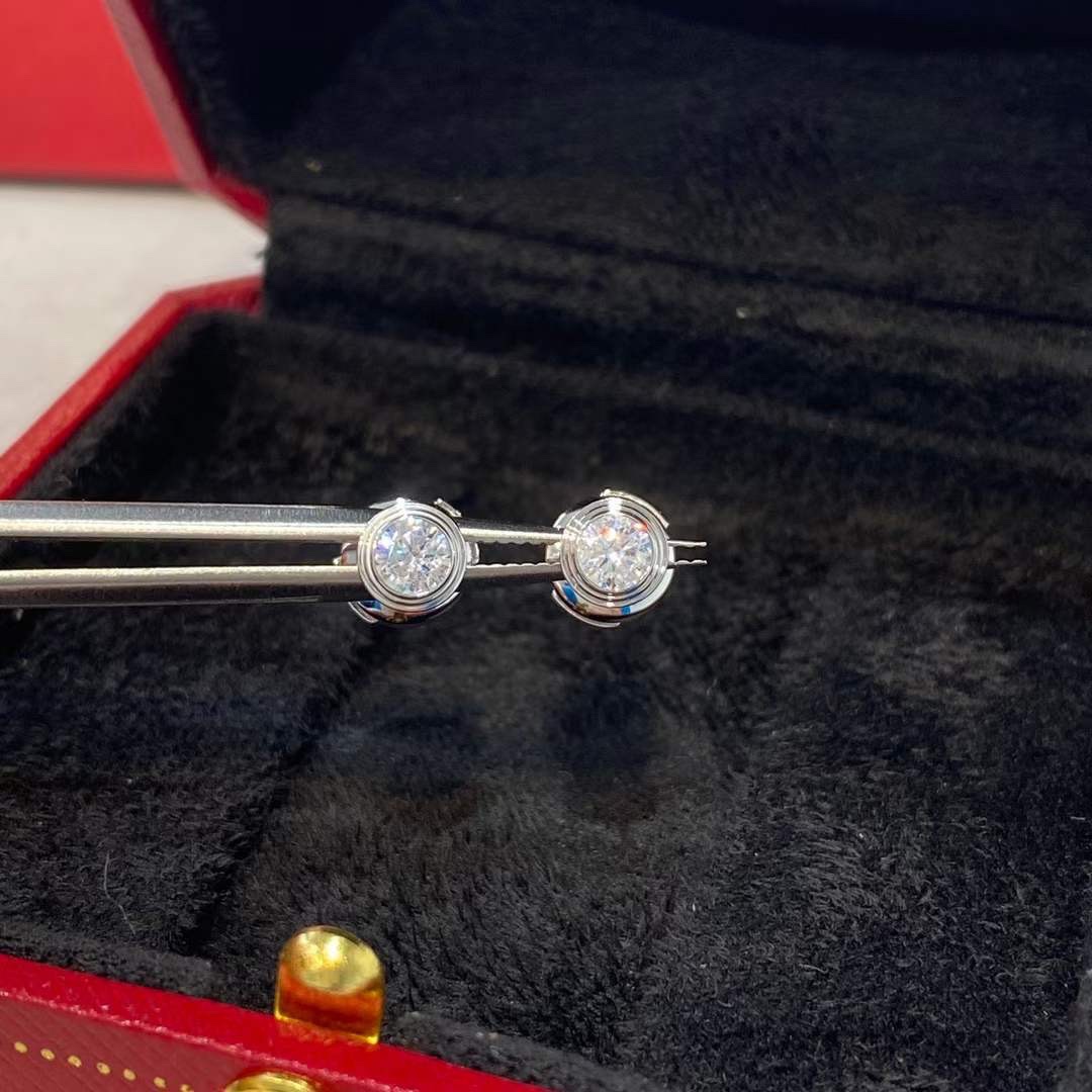Cartier Cartier 卡地亚 飞碟单钻耳钉 银色