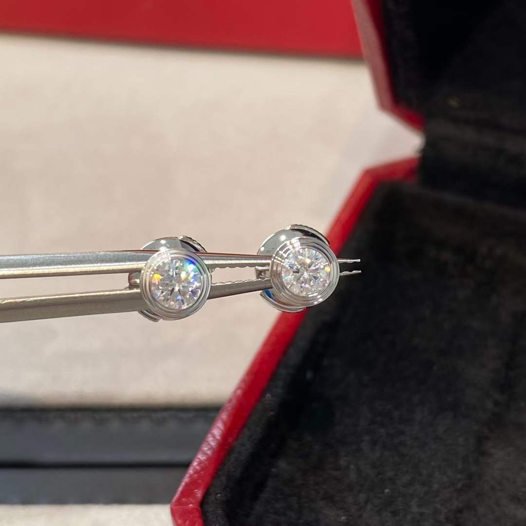 Cartier Cartier 卡地亚 飞碟单钻耳钉 银色