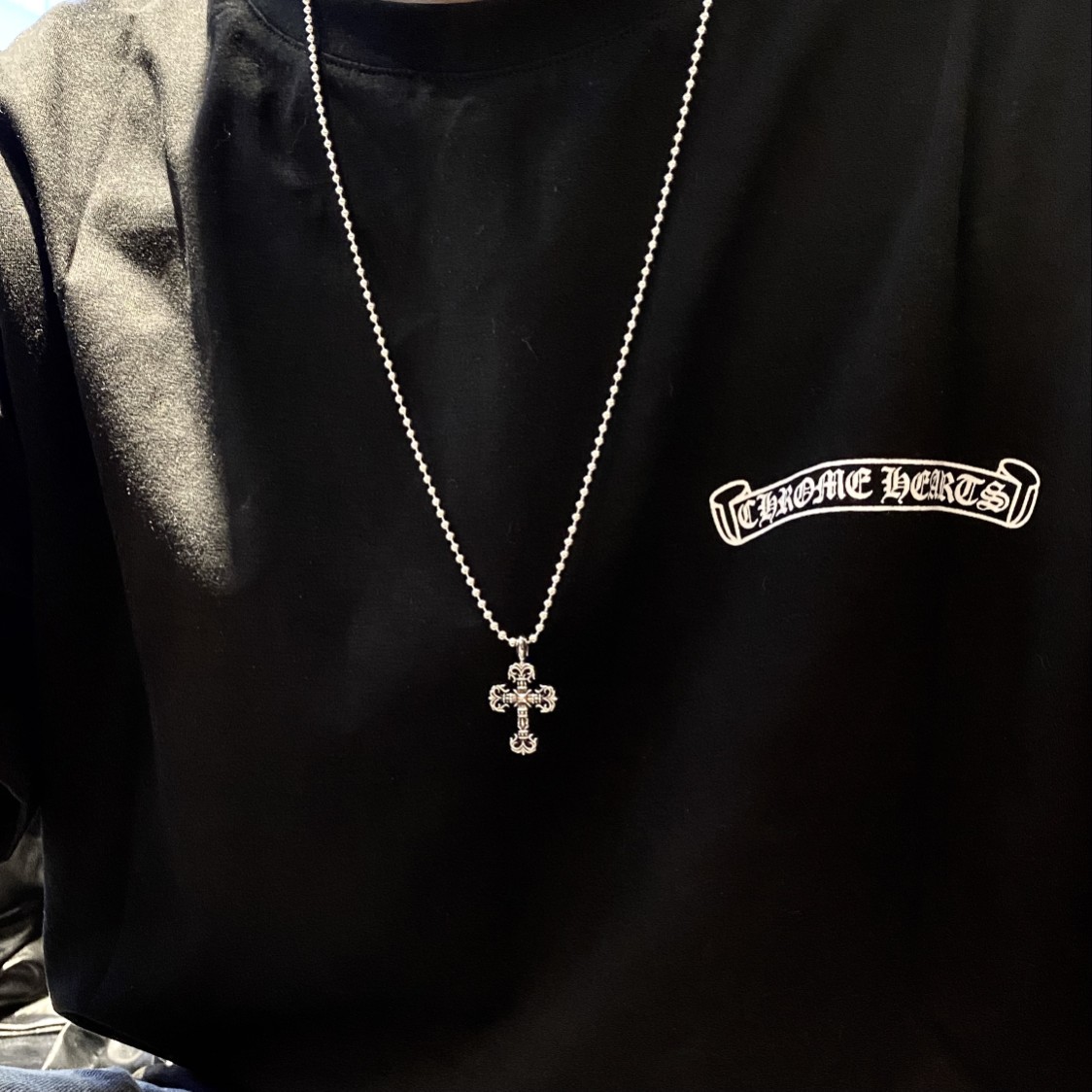 Chrome Hearts 𝐂𝐡𝐫𝐨𝐦𝐞 𝐡𝐞𝐚𝐫𝐭𝐬克罗心迷你火焰十字架项链