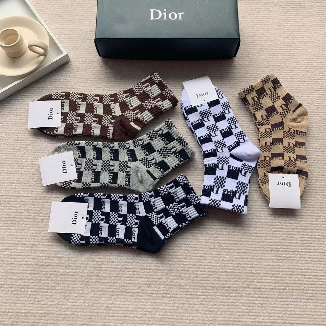 配包装一盒5双Dior迪奥新款字母罗