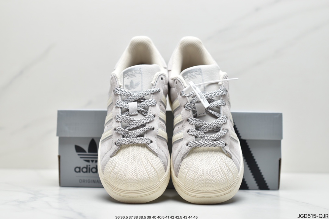 180 Adidas/阿迪达斯 采用拼接式牛培皮革鞋面BS0911