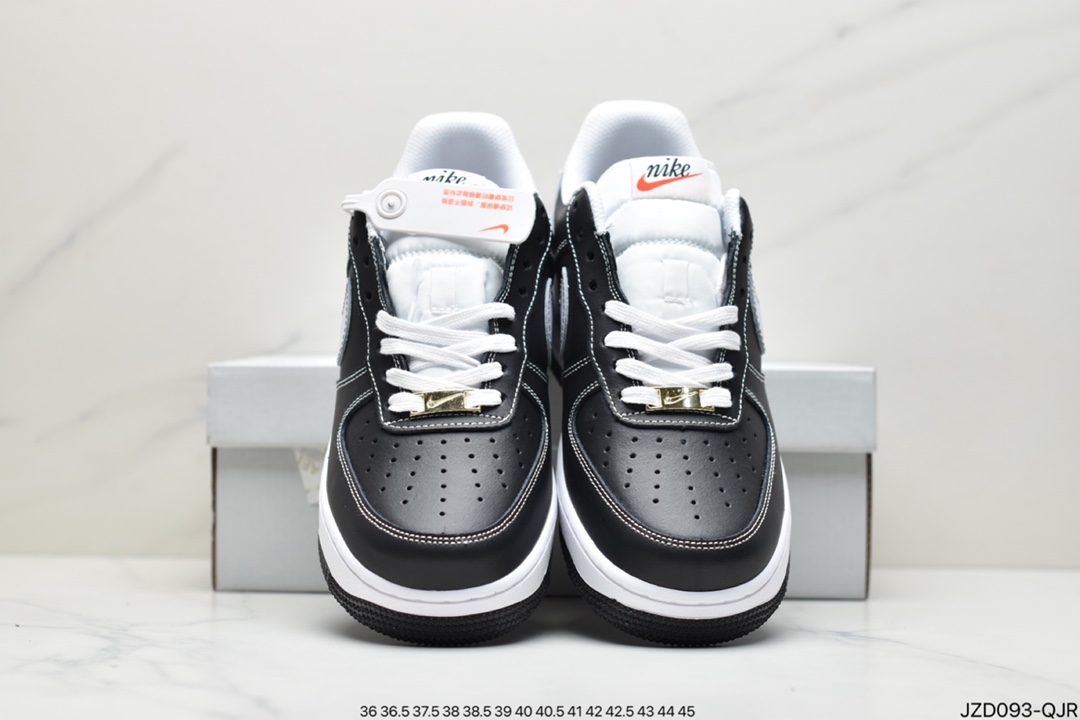 140  NIKE Air Force 1 空军一号 白黑S50 DB1560-001