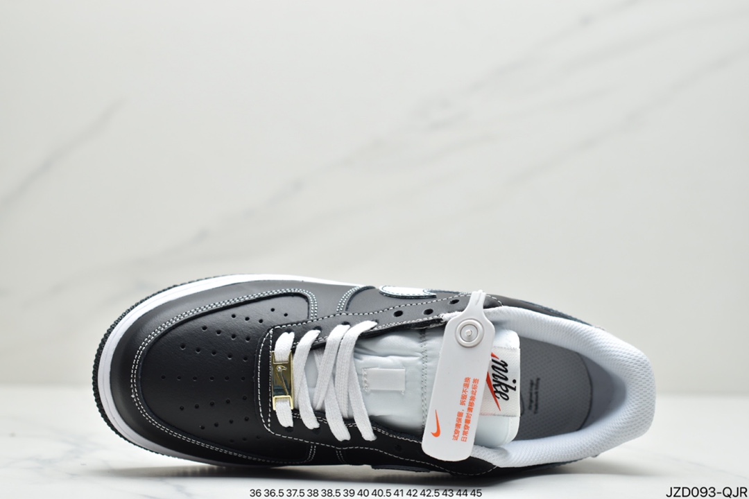 140  NIKE Air Force 1 空军一号 白黑S50 DB1560-001