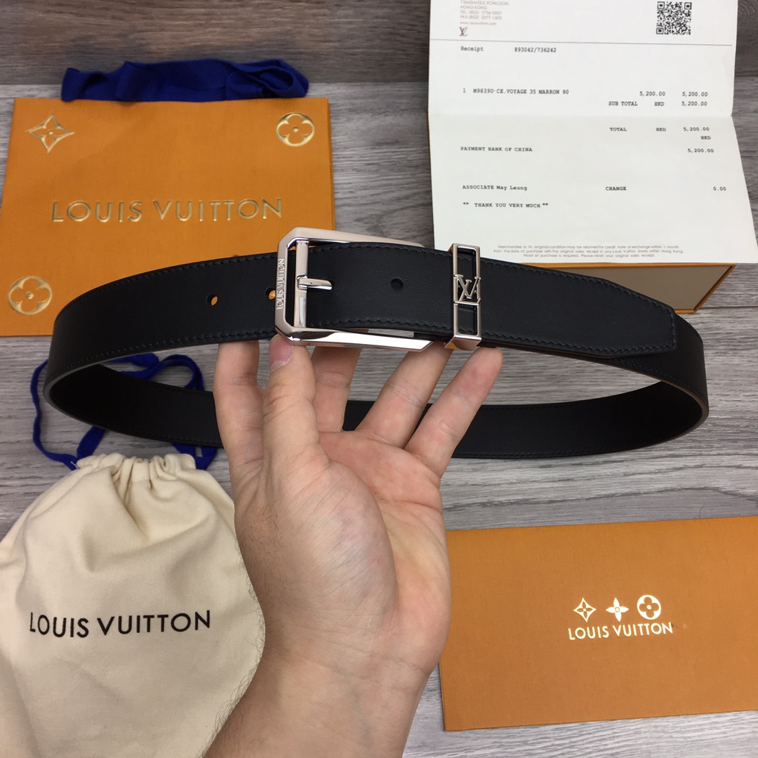 Louis Vuitton AAAAA
 Belts Men Calfskin Cowhide