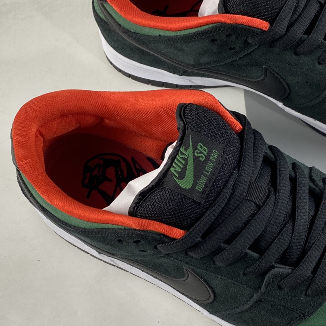 P260  NIKE SB Dunk Low Prm SB扣碎篮板时尚休闲板鞋 304292-055