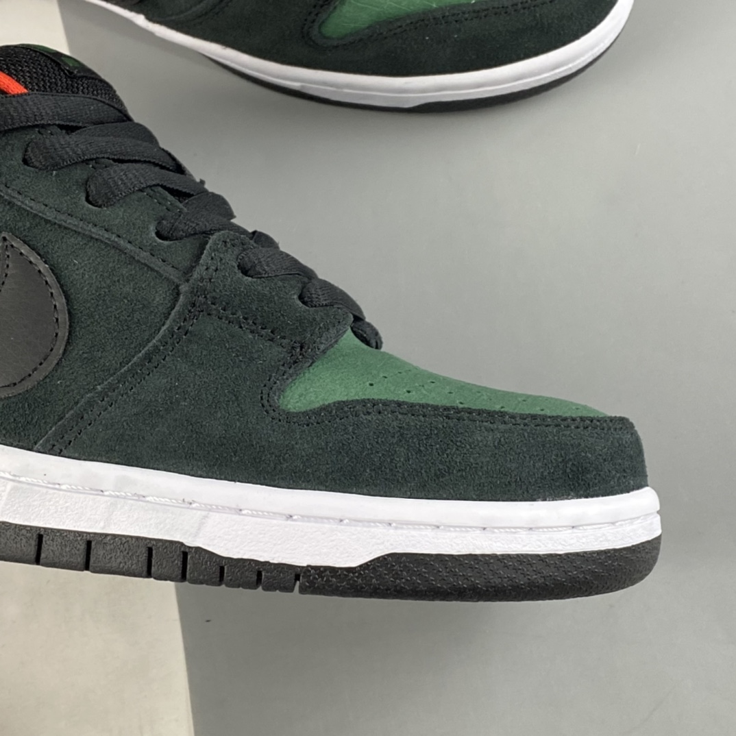 P260  NIKE SB Dunk Low Prm SB扣碎篮板时尚休闲板鞋 304292-055