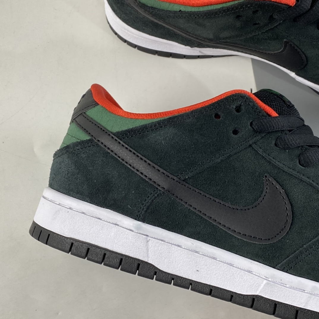 P260  NIKE SB Dunk Low Prm SB扣碎篮板时尚休闲板鞋 304292-055