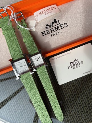 Hermes Watch Pink White Calfskin Cowhide Quartz Movement Strap