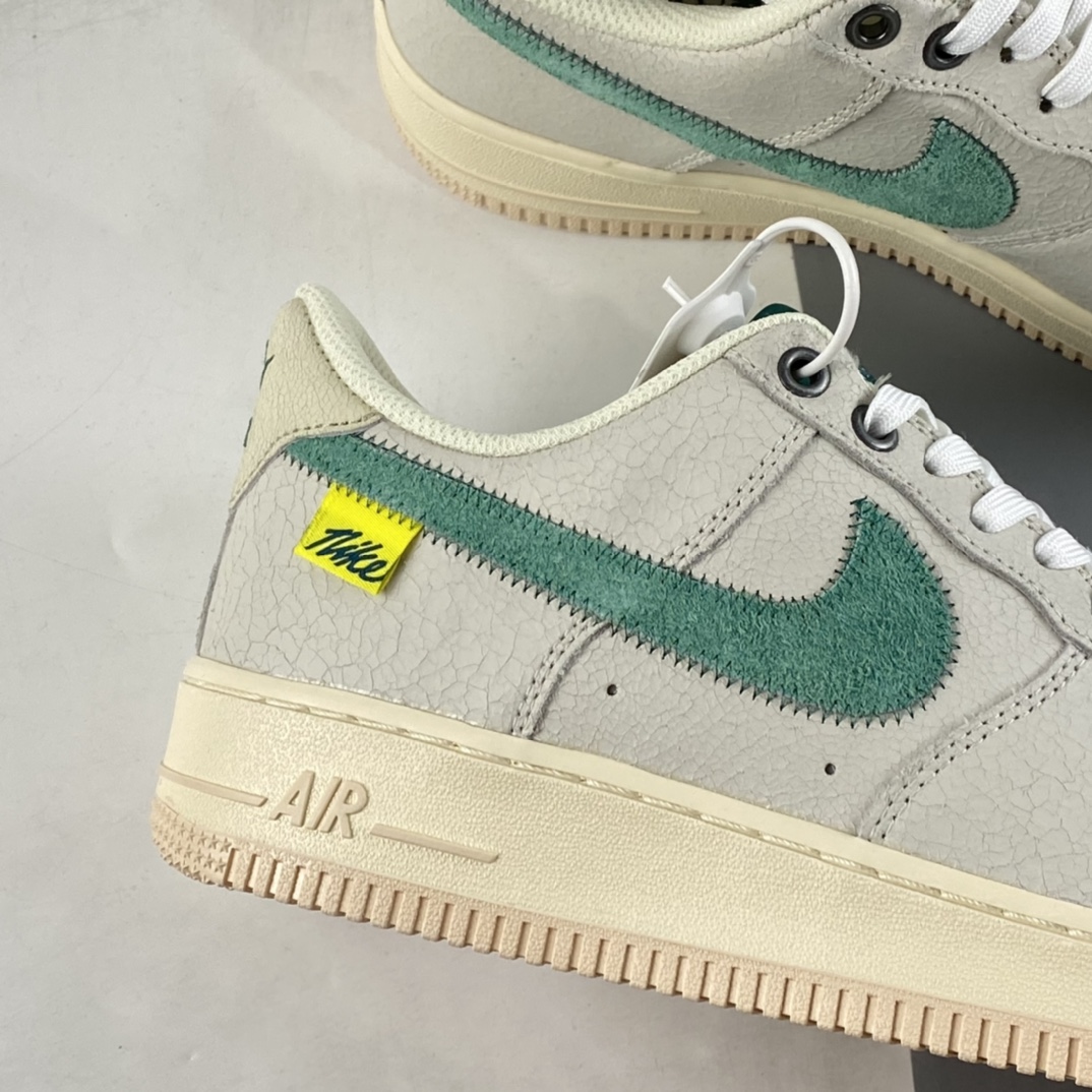 P200  NIKE Air Force 1’07 Low ”Test of Time” 空军一号低帮休闲板鞋 DO5876-100