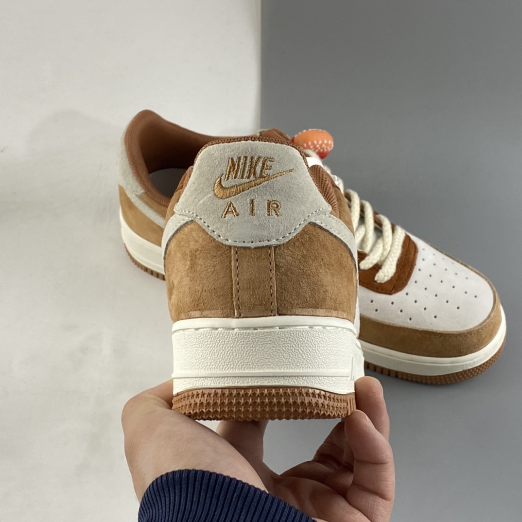 P240  NIKE Air Force 1’07 ESS 奶茶汉堡 空军一号低帮休闲板鞋 CW2288-855