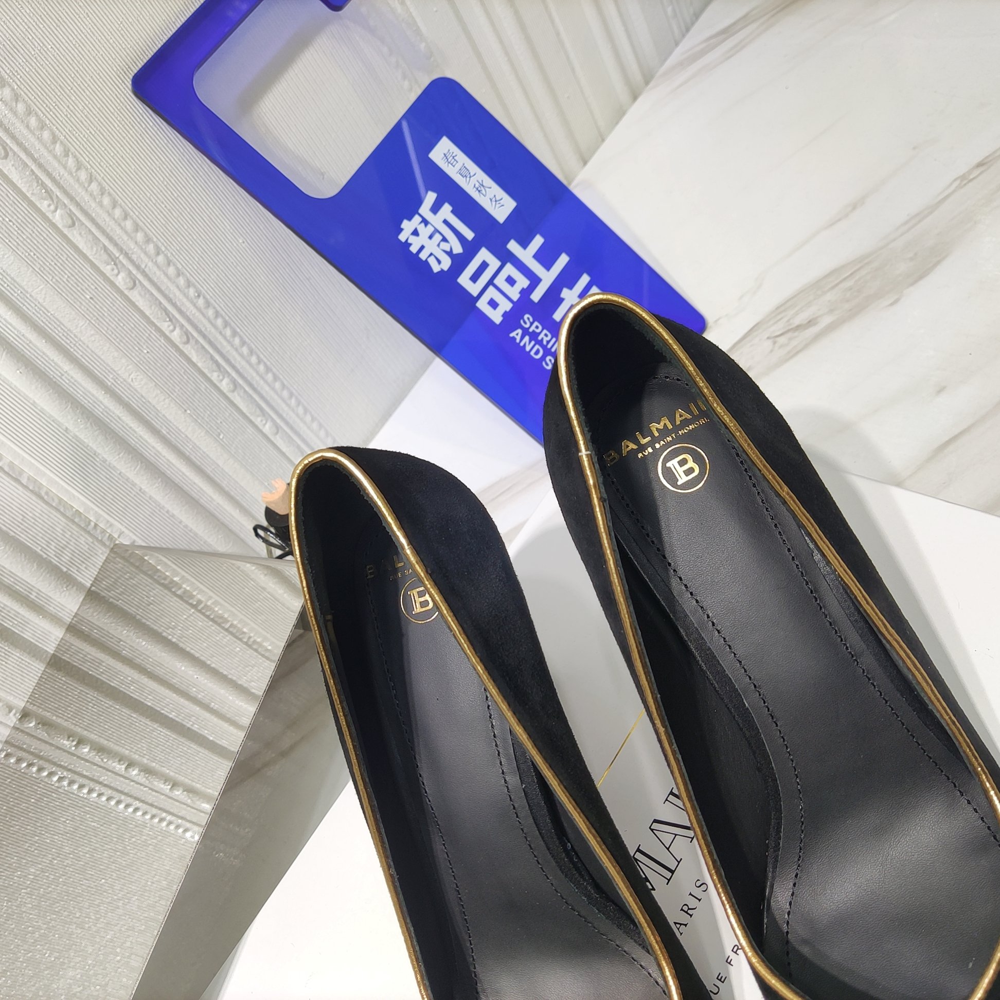 “2022 Spring Summer Zenium High Heels: Custom Textile, Cozy Water-Skinned Inside” - 图片 6