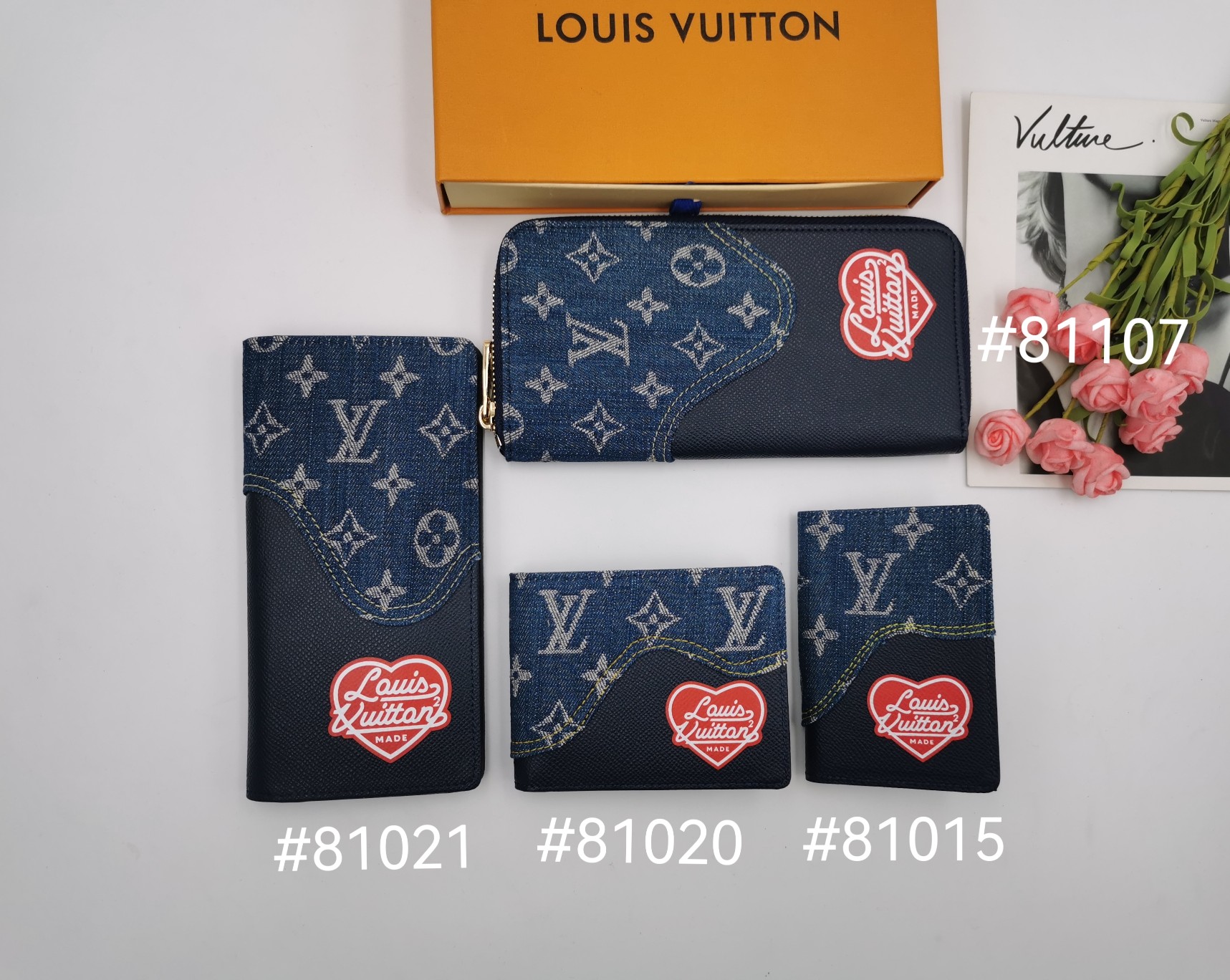 Leather wallet with packaging