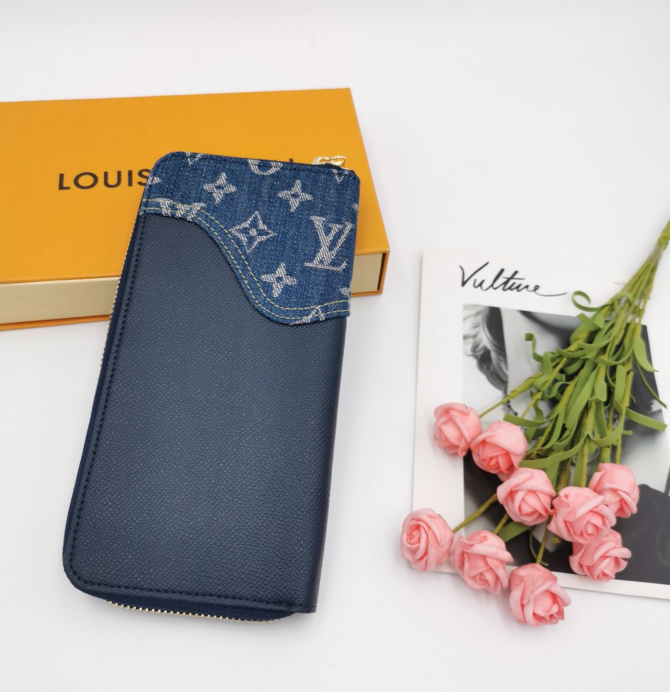 Premium leather long zipper wallet open view