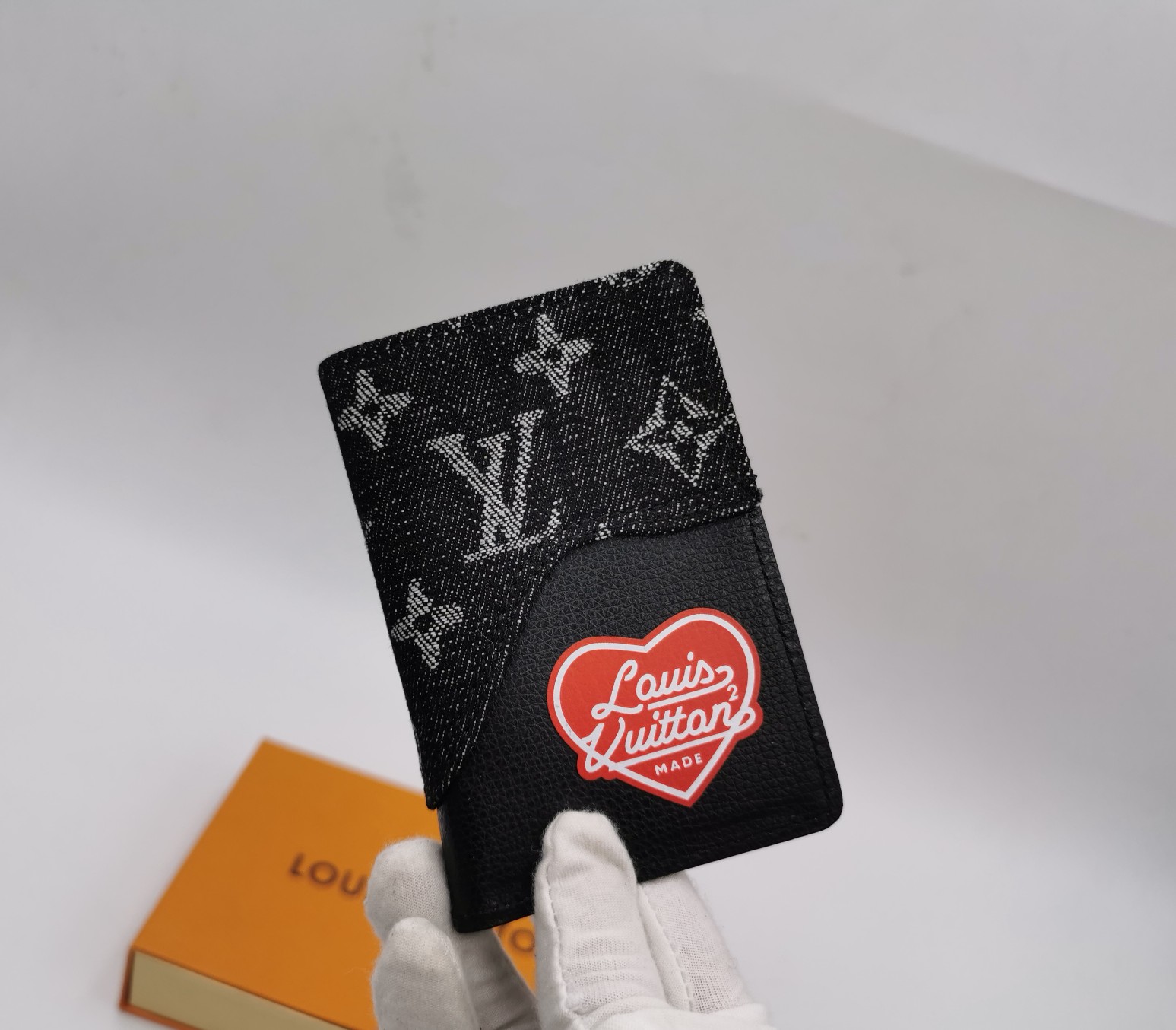 Front view of a genuine leather card holder