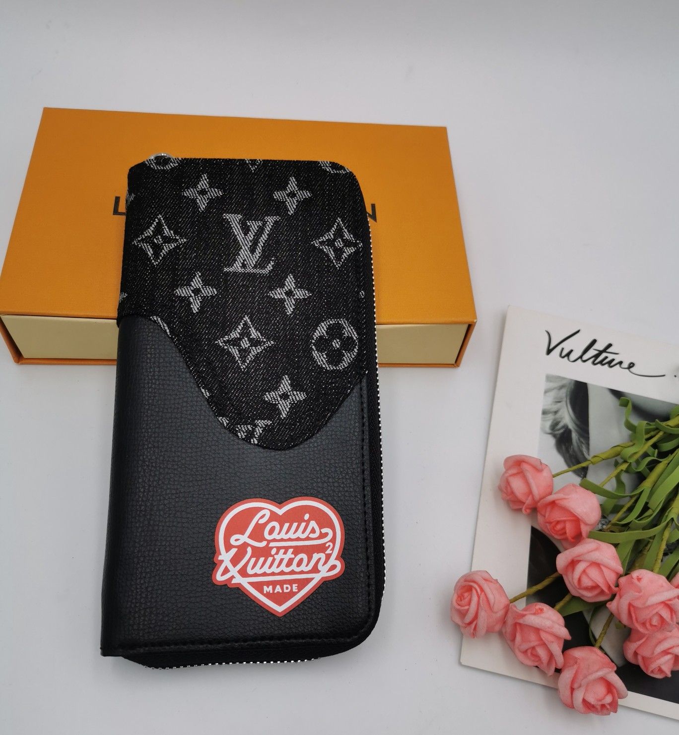 Long zipper wallet front view