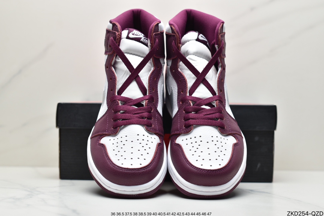 270 Air Jordan 1 High OG ”Bred Patent” 高帮 漆皮黑红 555088