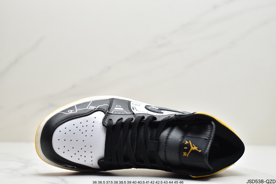 200 Jordan Brand 早早曝光出了一款 Air Jordan 1 Mid 鞋款DM1208-150