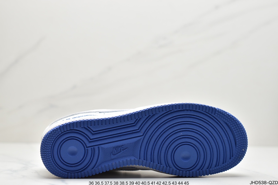 190 配两只涂鸦笔公司联名款Uninterrupted x Nike Air Force 1 CQ0494-100