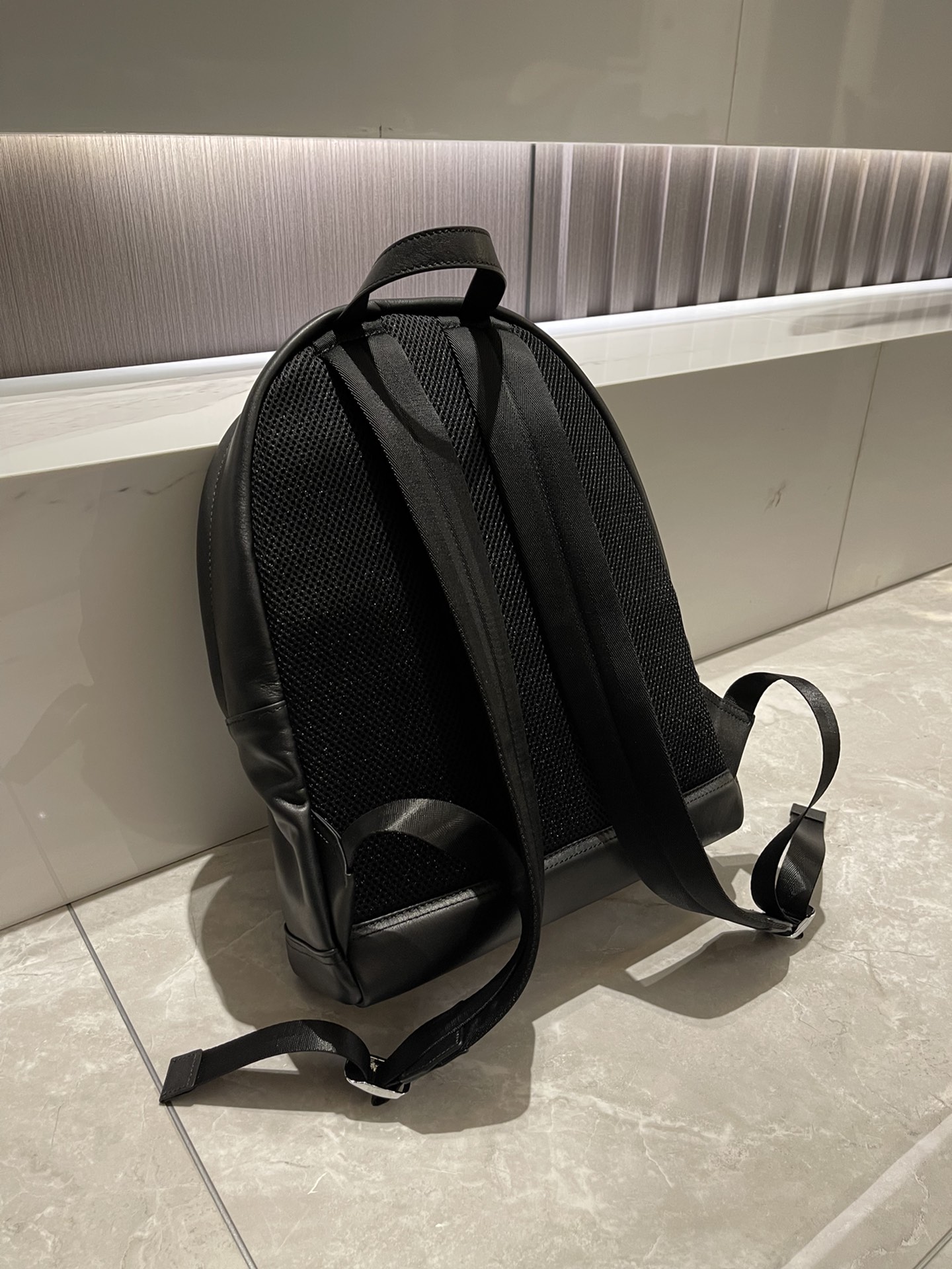 一款又 又有质感的背包 2