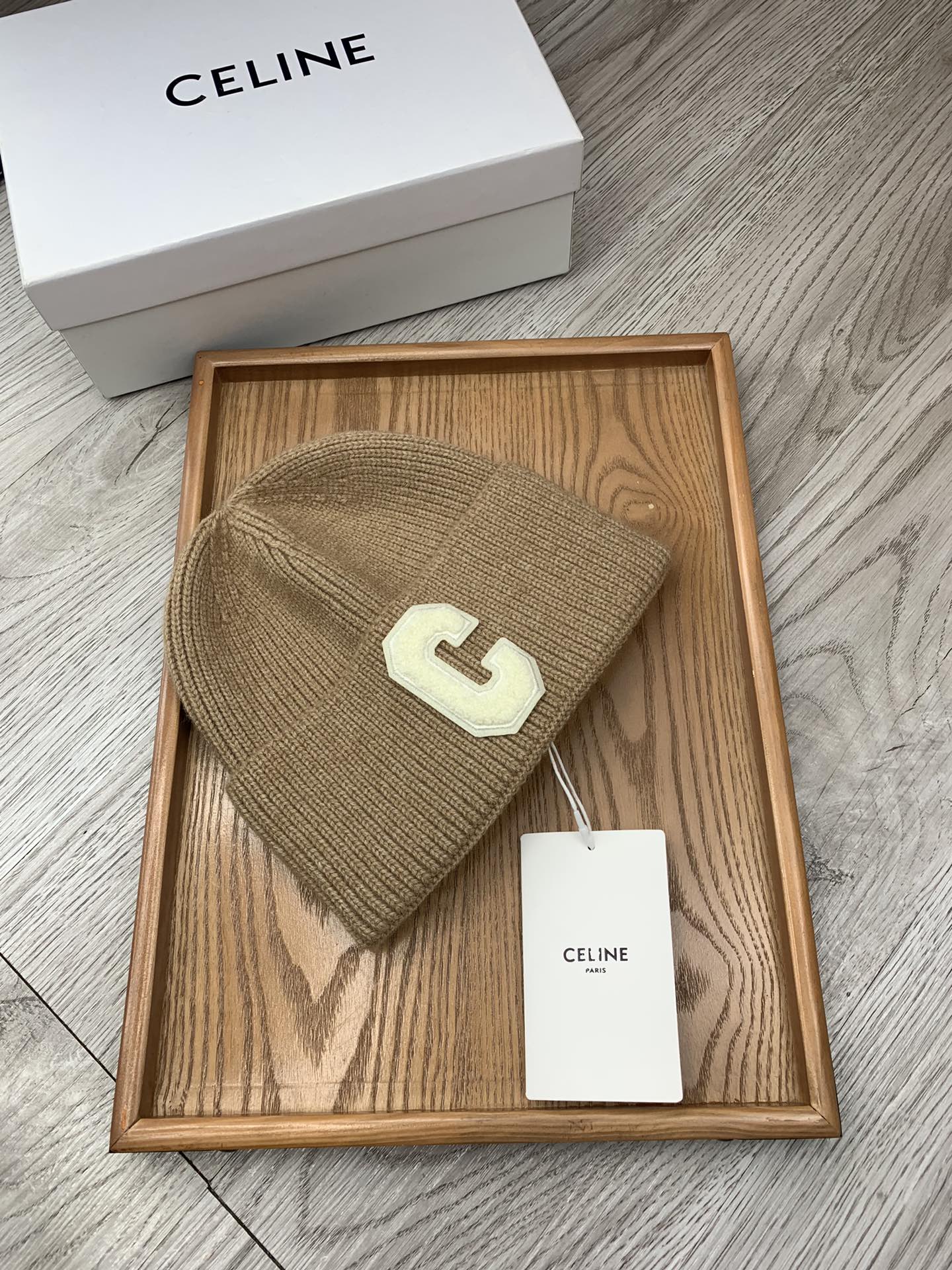 。赛琳。福利！！【细毛线针织单帽】新款上架，特别实惠的一个系列帽子，面料：细毛线。密度紧致！毛线针织面料