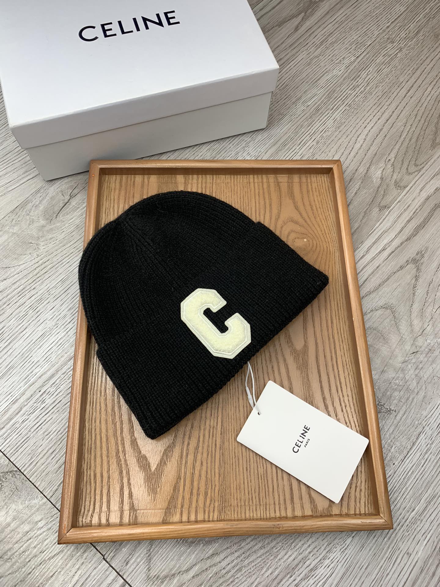 。赛琳。福利！！【细毛线针织单帽】新款上架，特别实惠的一个系列帽子，面料：细毛线。密度紧致！毛线针织面料